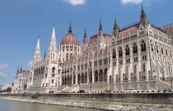 Hungarian Parliament Building Image