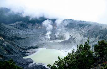 Mount Tangkubanparahu Image