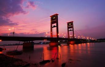 Ampera Bridge Image