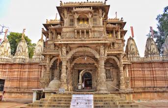 Hutheesing Jain Temple Image