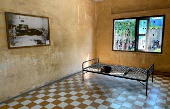 Tuol Sleng Genocide Museum Image