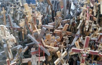 Hill of Crosses Image