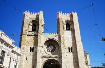 Lisbon Cathedral Image